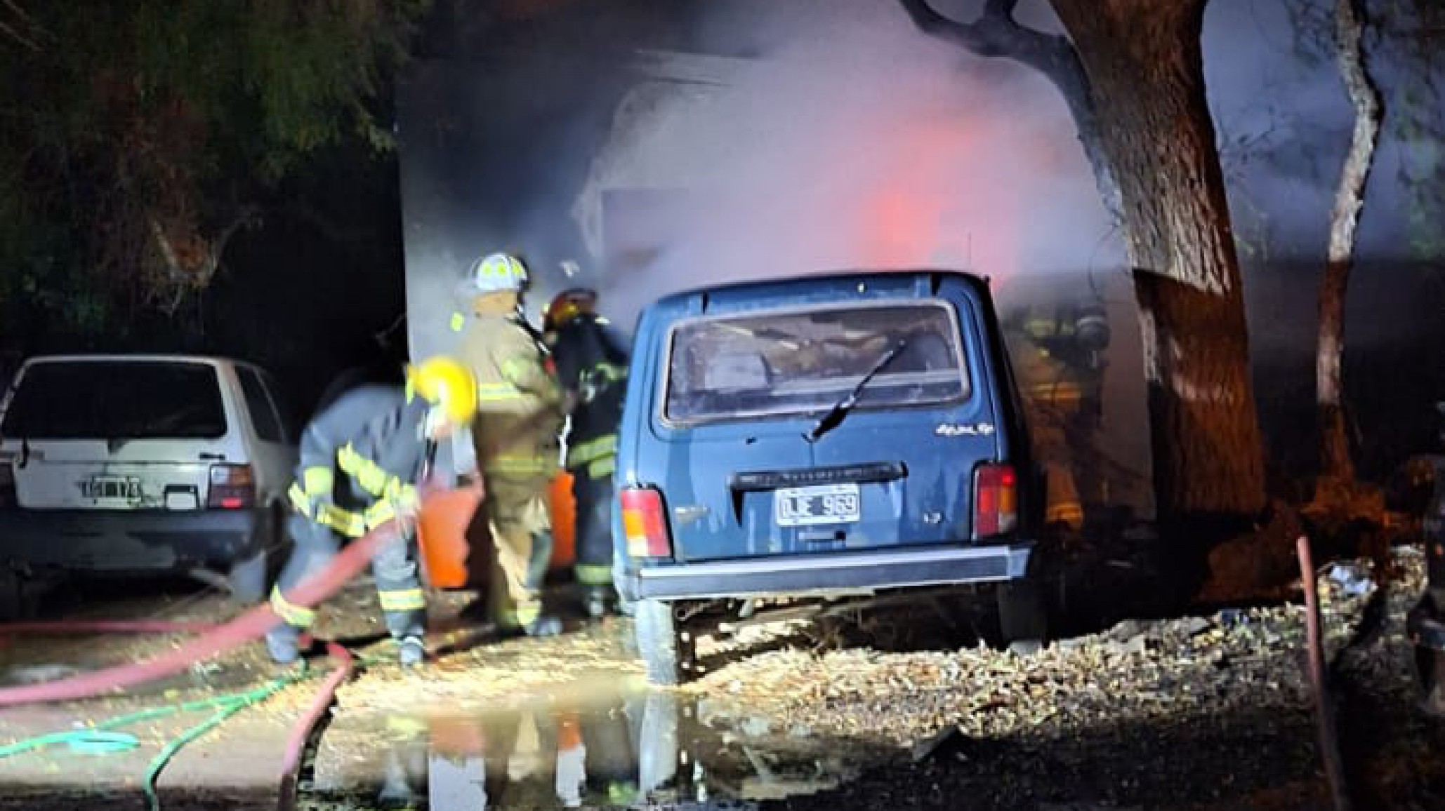 Las brasas de un asado desataron un incendio en una vivienda de Rada Tilly