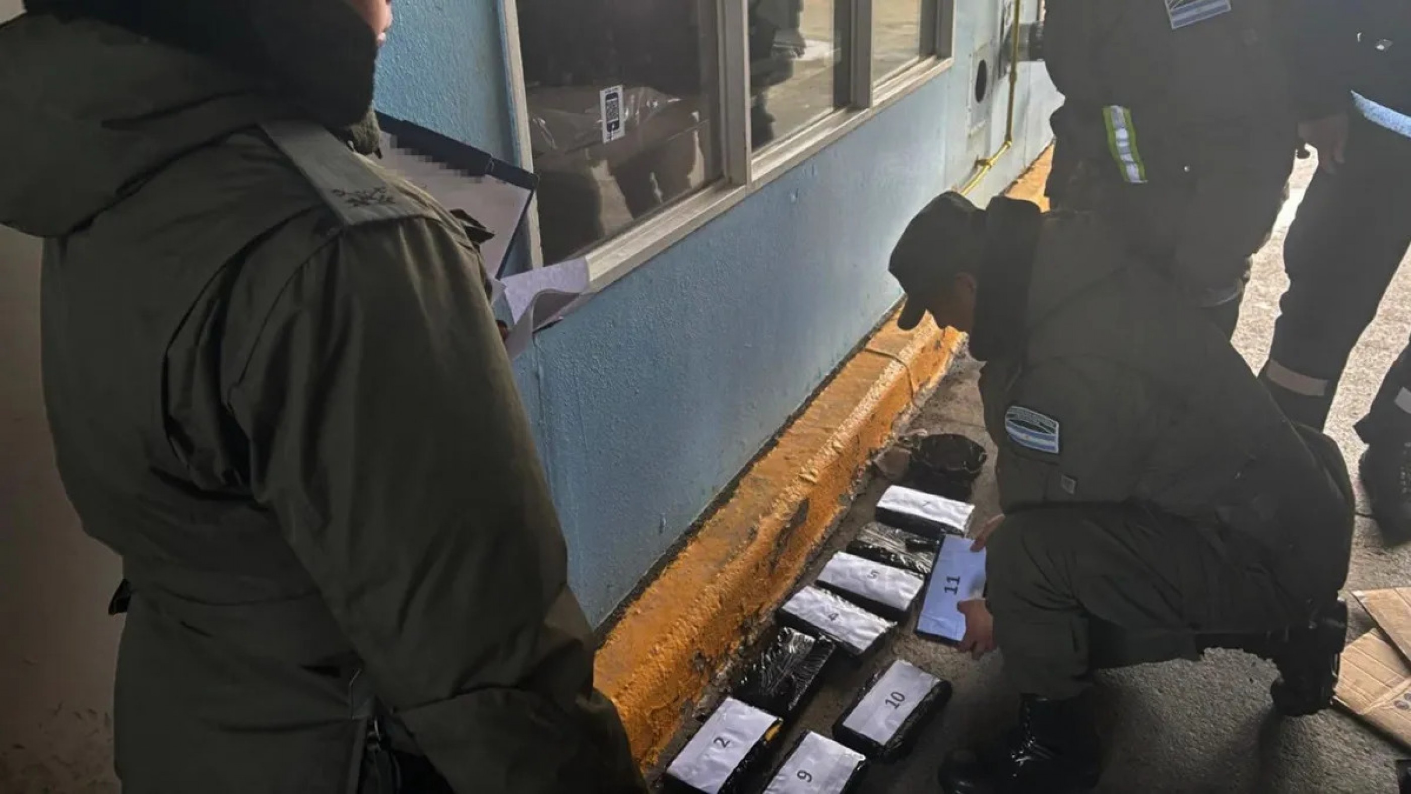 Gendarmería halló más de 13 kilos de cocaína en un camión en la Patagonia
