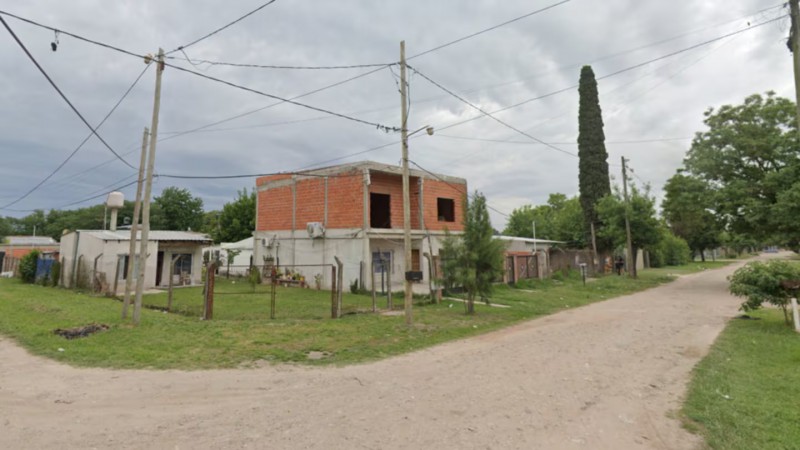 Detuvieron a un hombre acusado de asesinar a una joven y arrojarla a una pileta