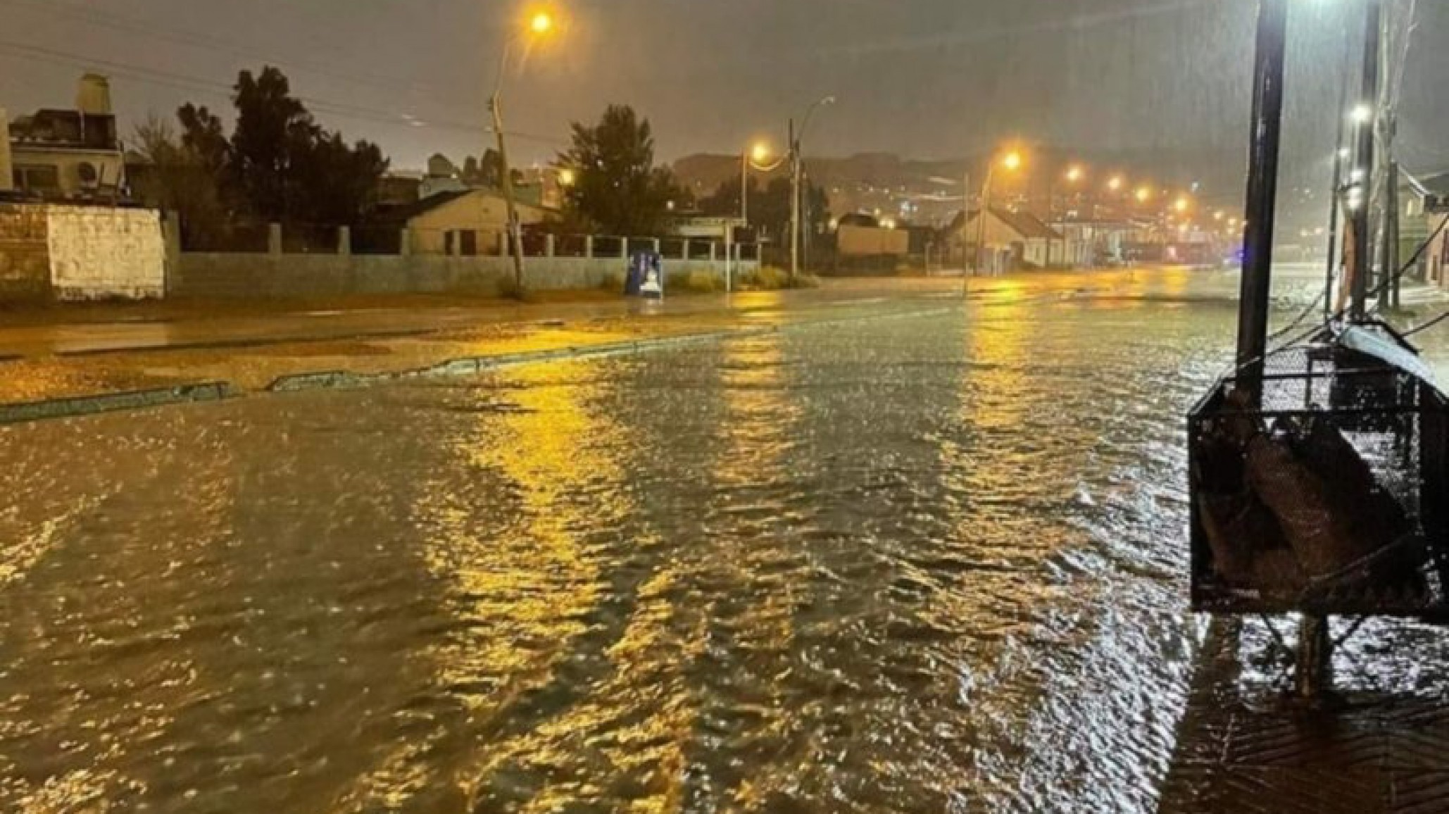 Lluvias en Comodoro: Defensa Civil brindó detalles sobre la interrupción de la línea 103