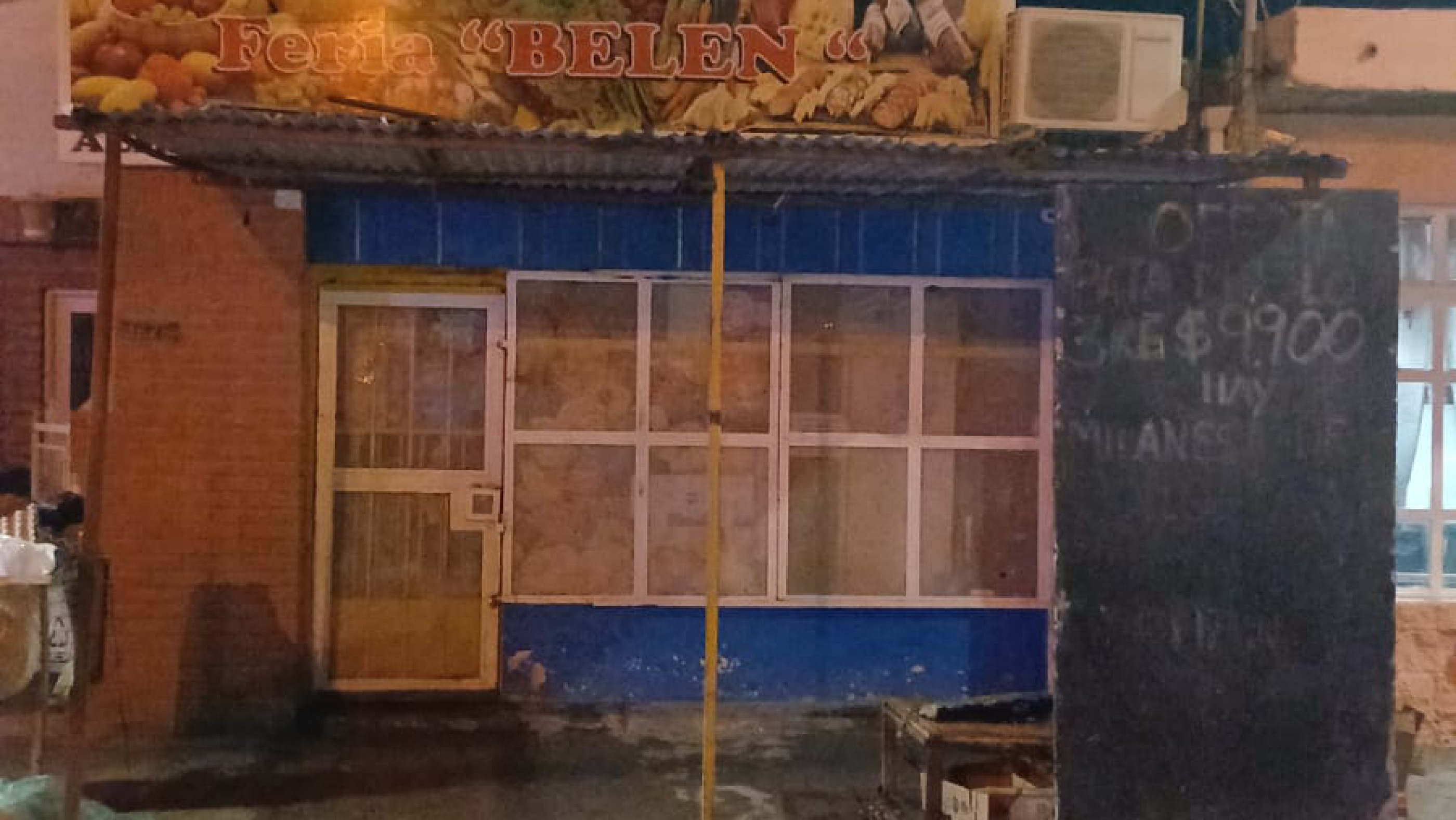 Un cortocircuito provocó un incendio en un comercio de barrio Las Orquídeas