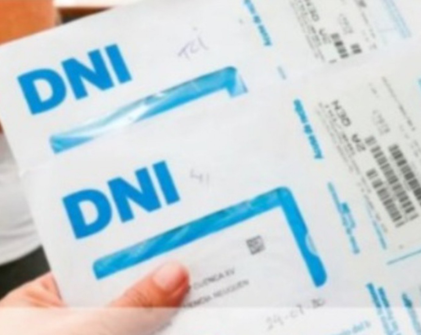 Una adolescente consiguió quitarse el apellido de su padre, ausente durante su vida