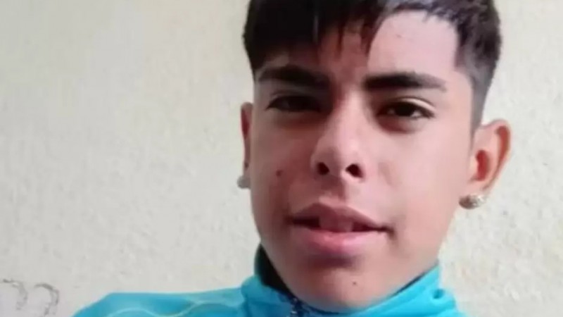 Un adolescente murió atropellado por un camión de basura