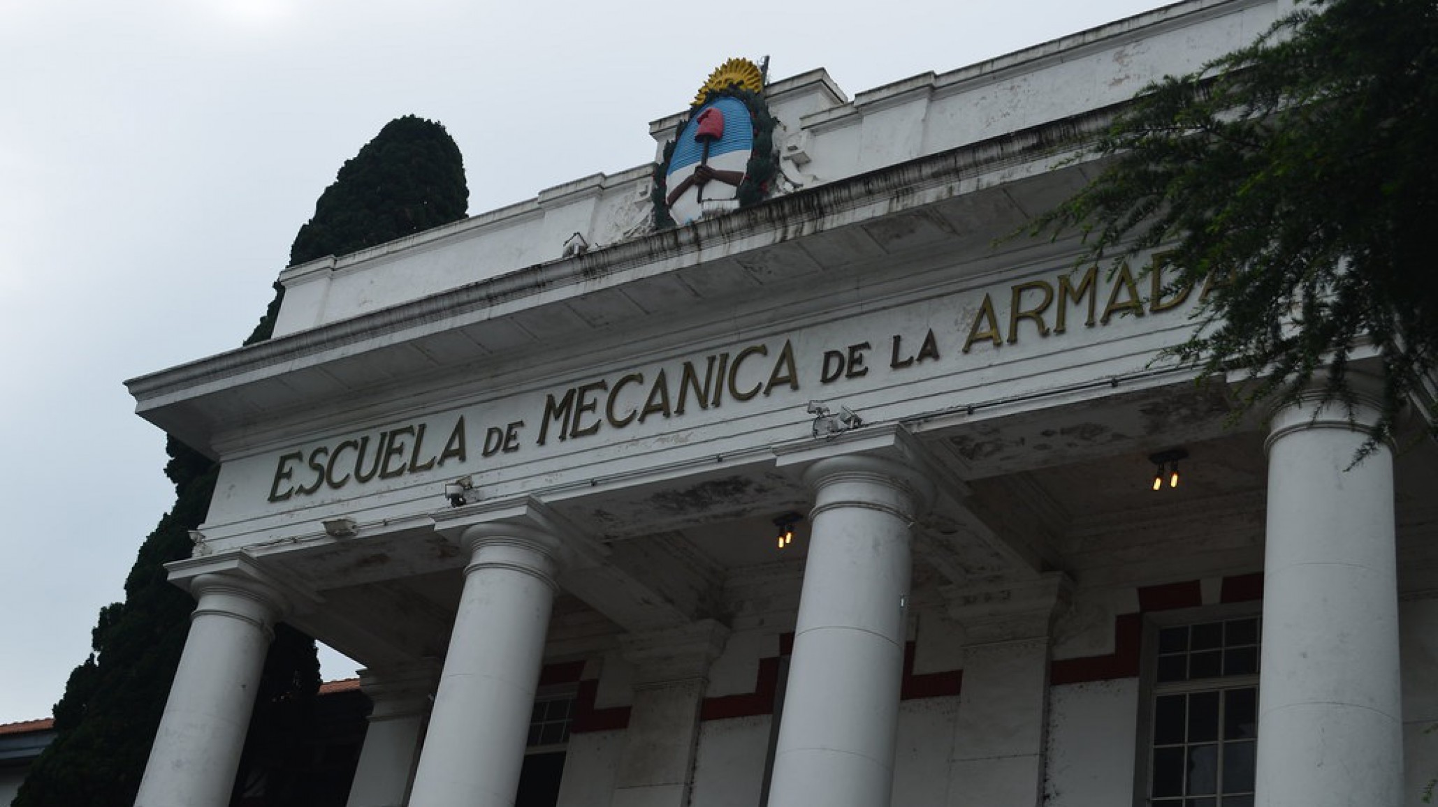 Hallazgo en ex ESMA reaviva polémica: Encuentran restos de auto donde "quemaban cuerpos"