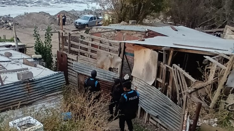 Barrio Stella Maris: Operativo policial por "levantamiento" de tierras