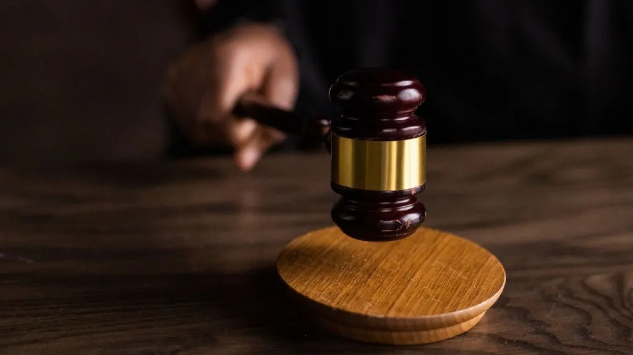 Tras quince años de relación y siete hijos, un hombre de Rosario descubrió que cuatro no eran suyos