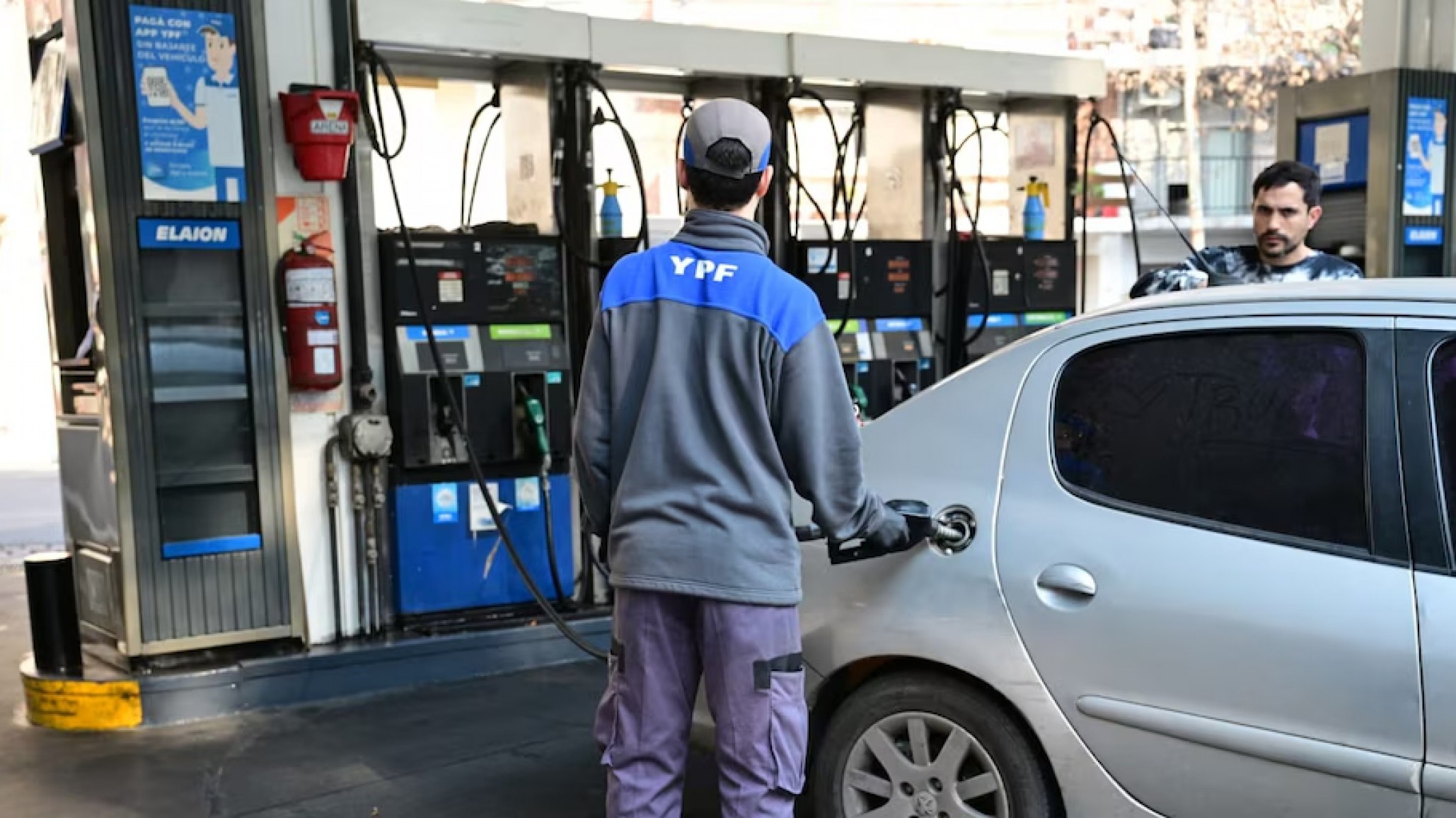 Comodoro: YPF bajó un 4% el precio de la nafta y el gasoil