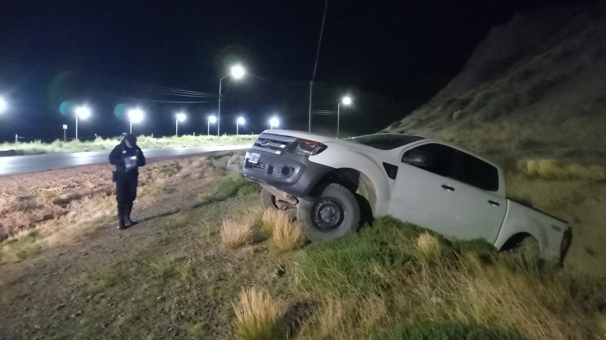 Despiste en Camino Centenario: dio positivo en el test de alcoholemia y le secuestraron la camioneta