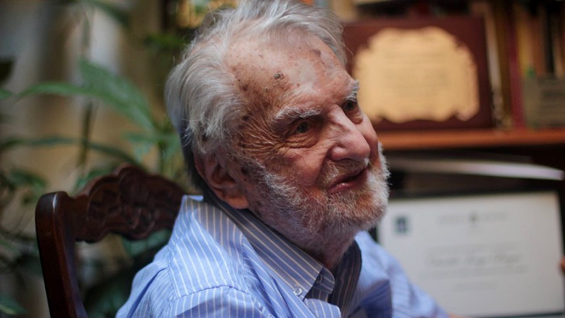 Se inaugura en Comodoro un mural en honor a Osvaldo Bayer