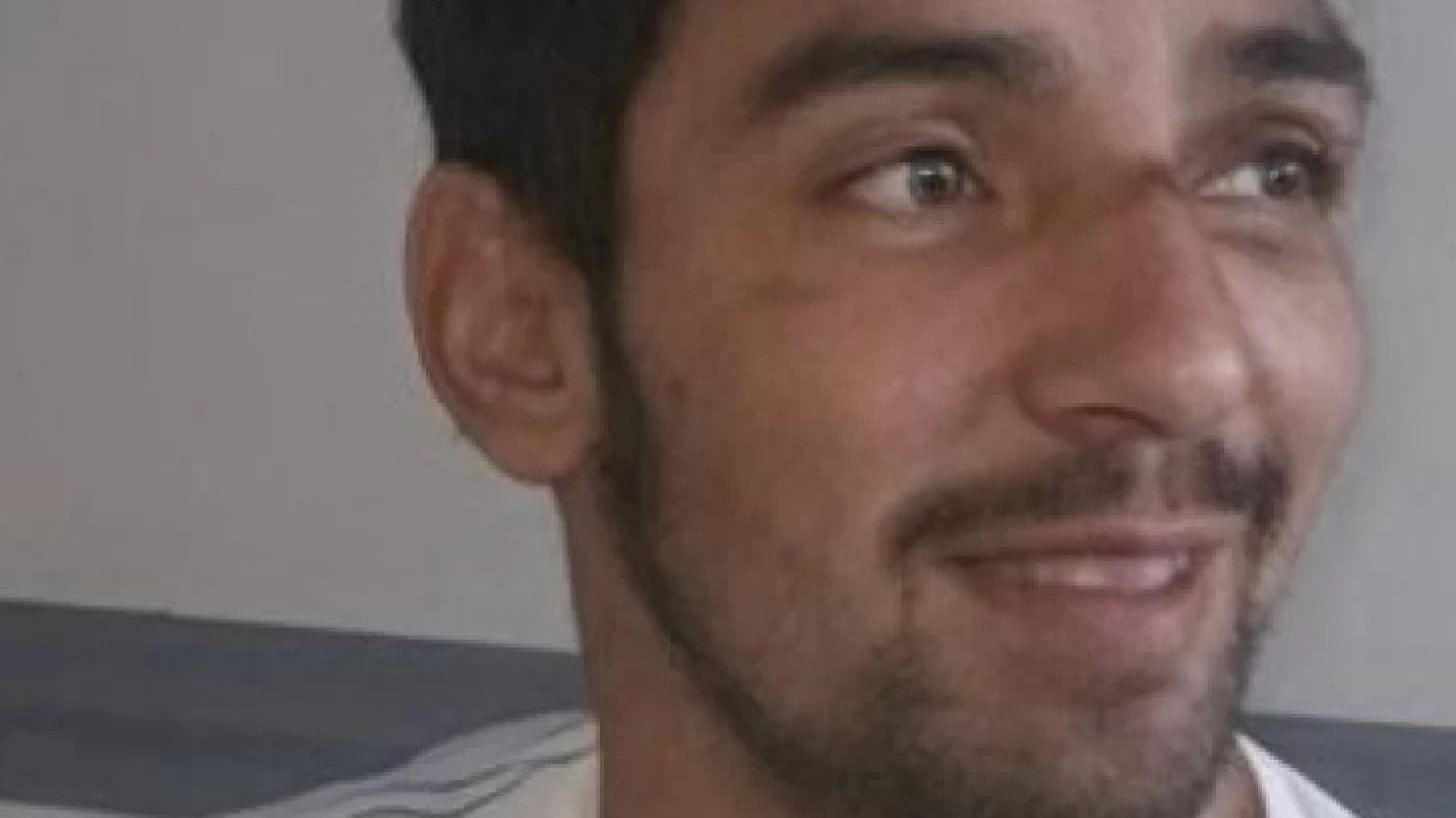 Gaiman: Despliegan una amplia búsqueda de un joven desaparecido con discapacidad