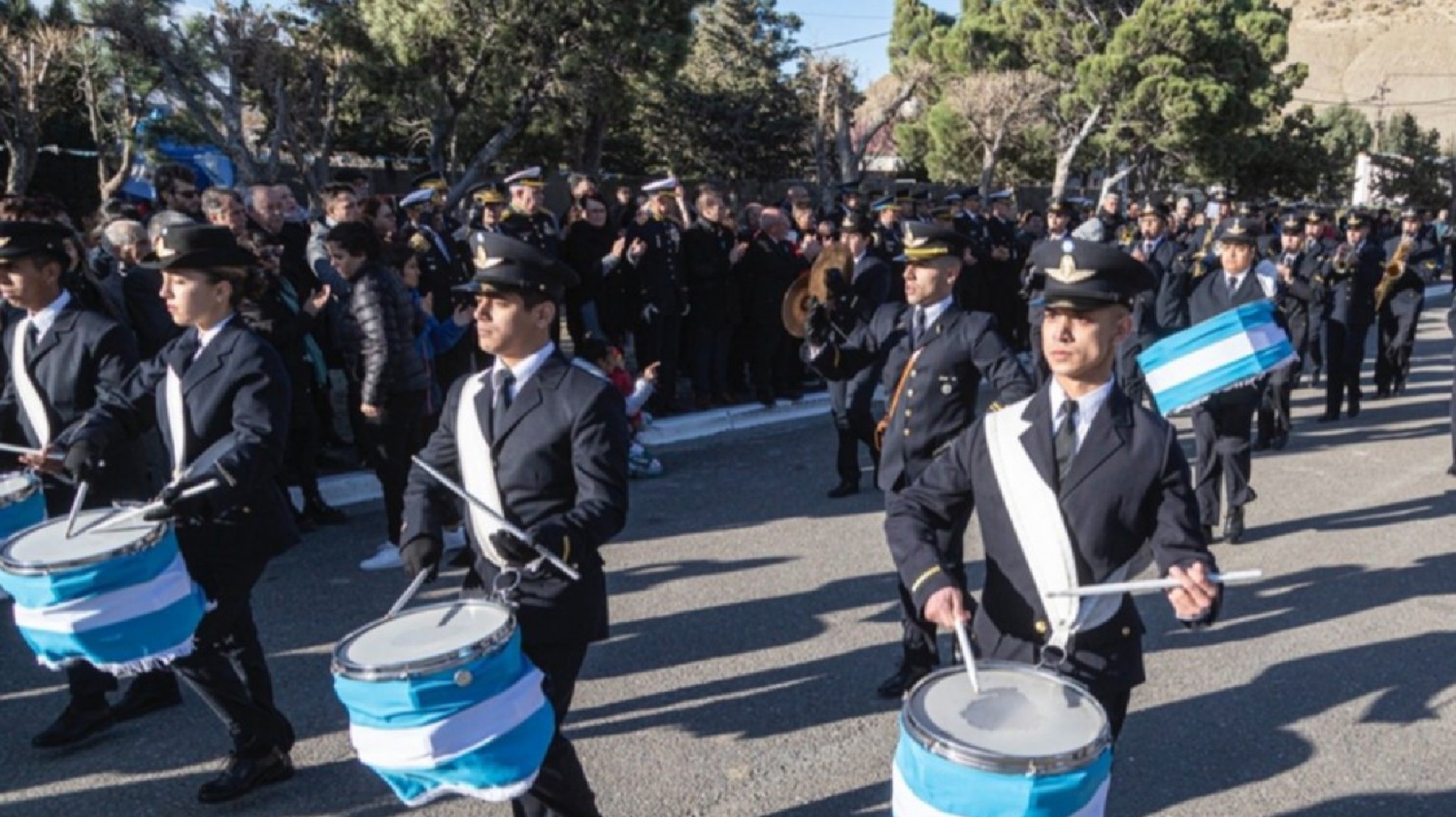 Comodoro celebrará el Día del Himno Nacional con un doble concierto y un acto central