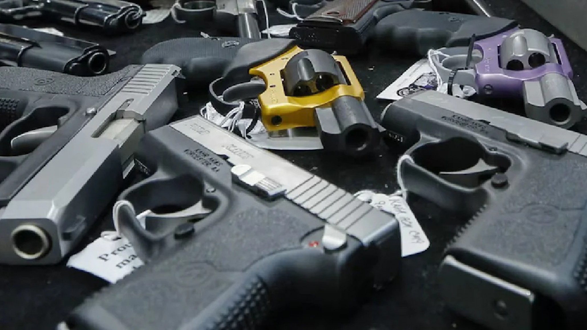 El gobierno nacional flexibiliza requisitos para comercios de armas y municiones