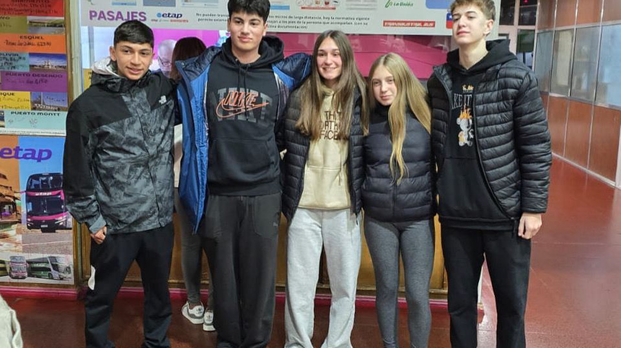 Cuatro comodorenses viajaron al Nacional de Atletismo U18