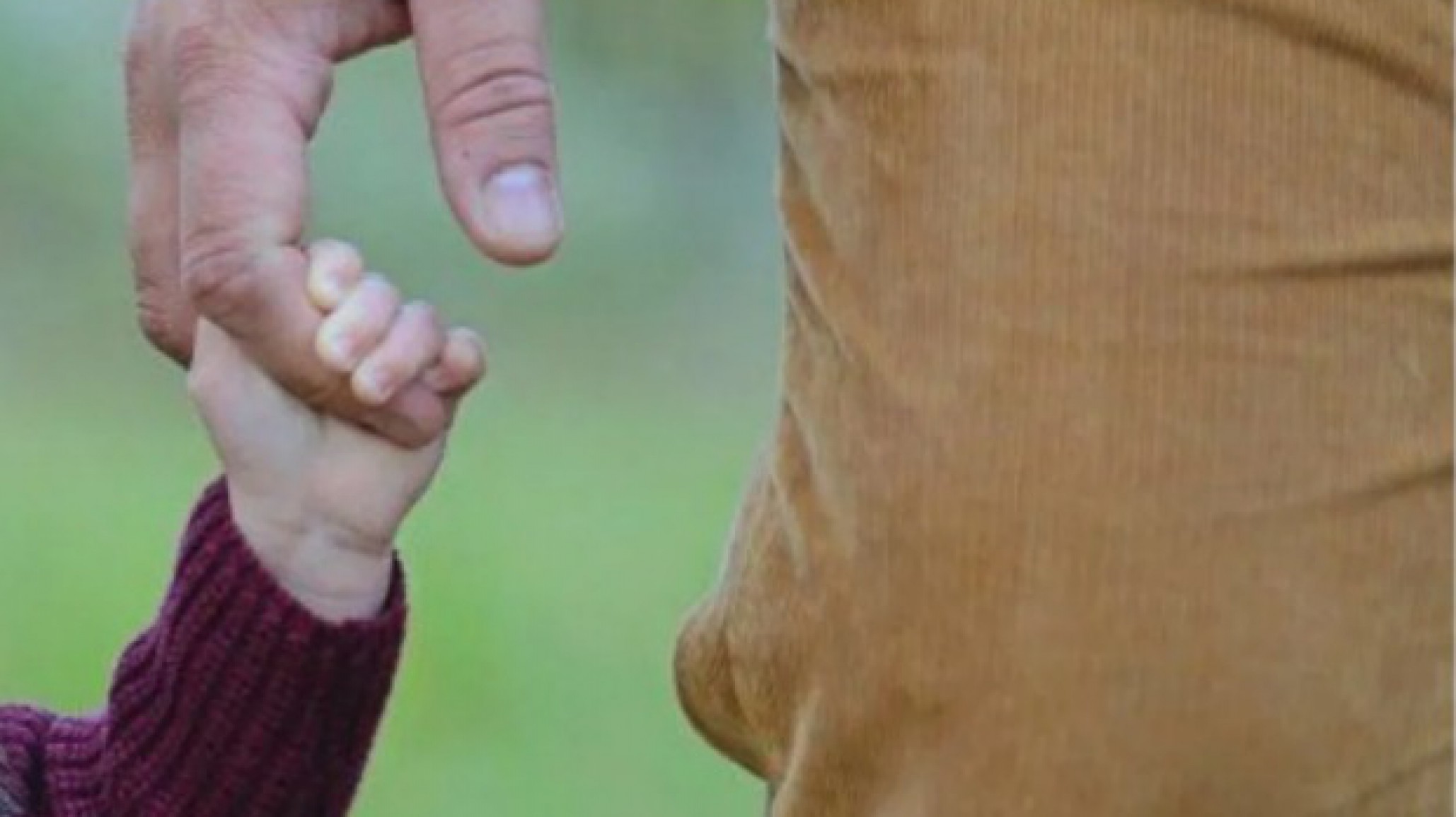 Tuvo un hijo con una menor y le quitaron todos los derechos parentales