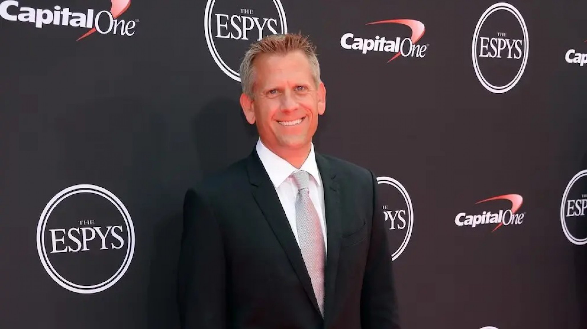 Murió un conductor de ESPN tras una ardua lucha contra la depresión