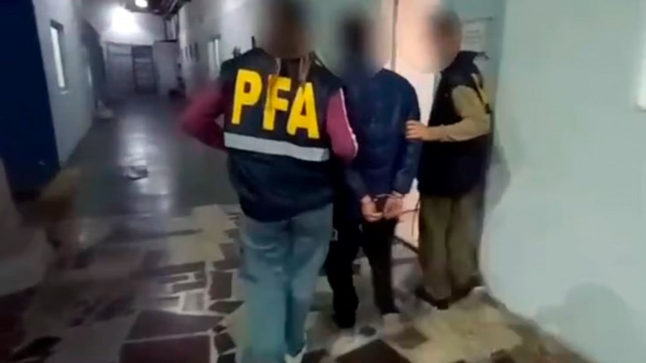 Detuvieron a un hombre acusado de abusar de su hijastra durante 10 años en Santa Cruz