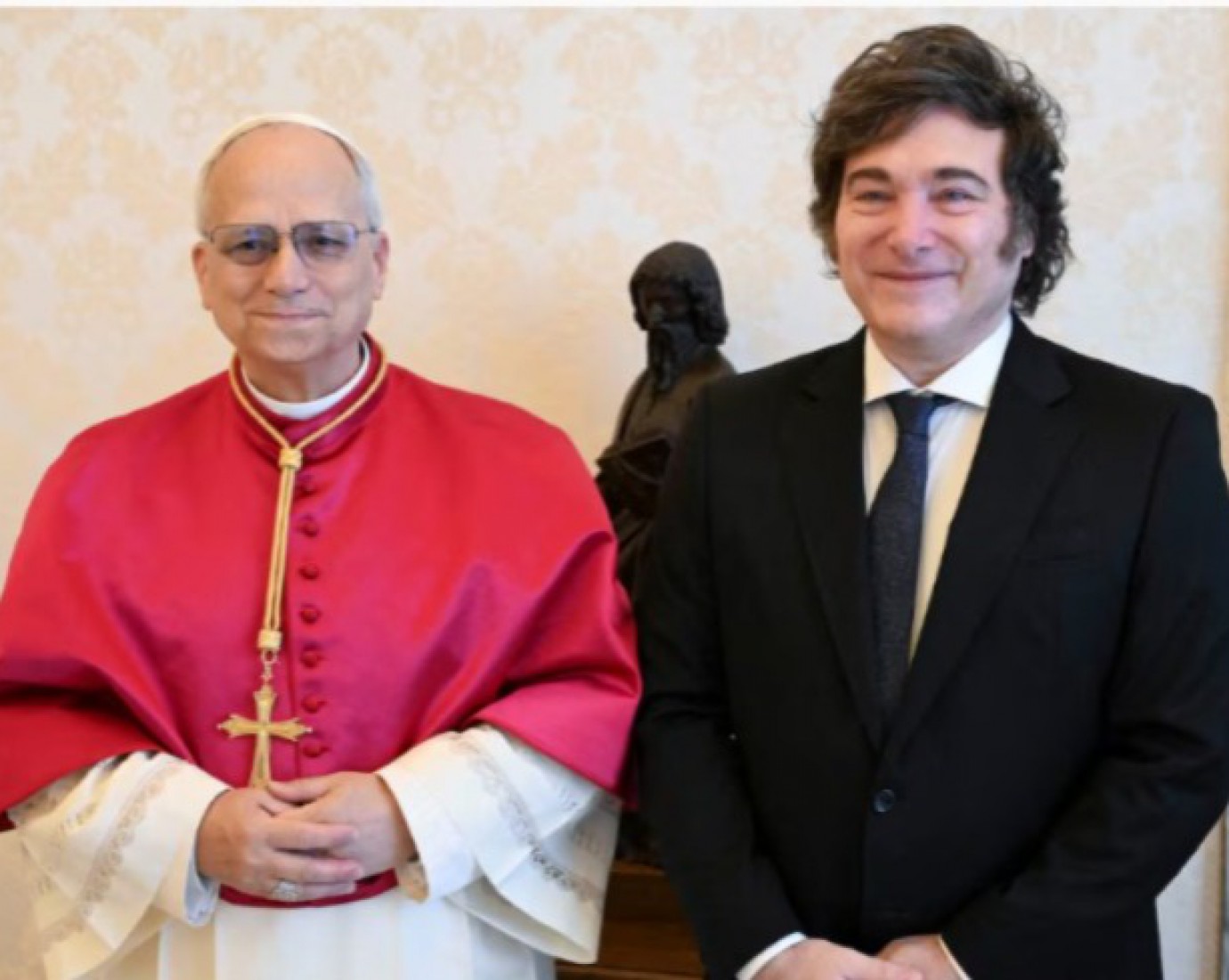 Milei se reunió con el Papa y viaja a Madrid a seducir inversores: ¿cuándo vendrá León XIV a la Argentina?