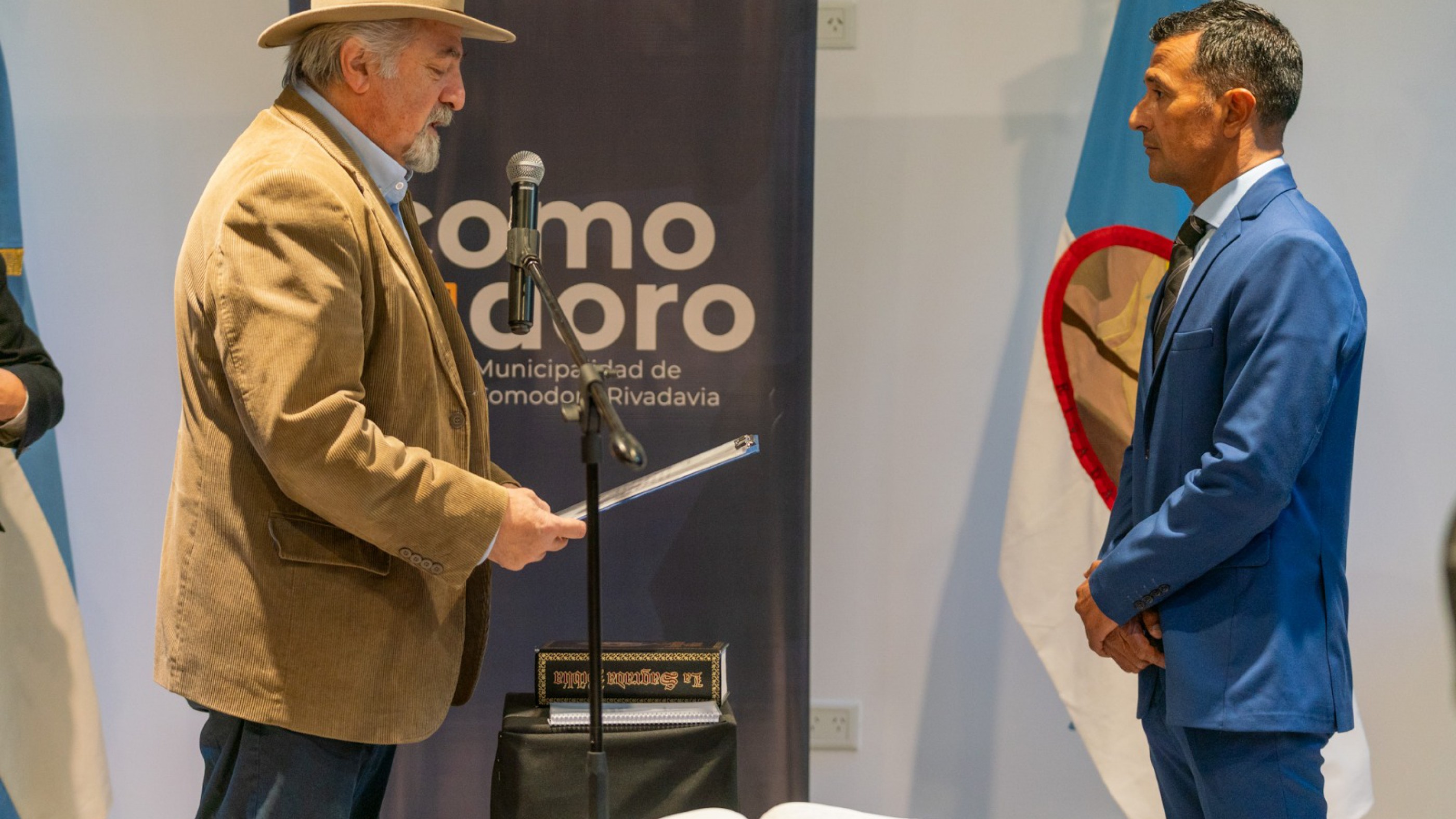 Ruido político: cambios y portazos