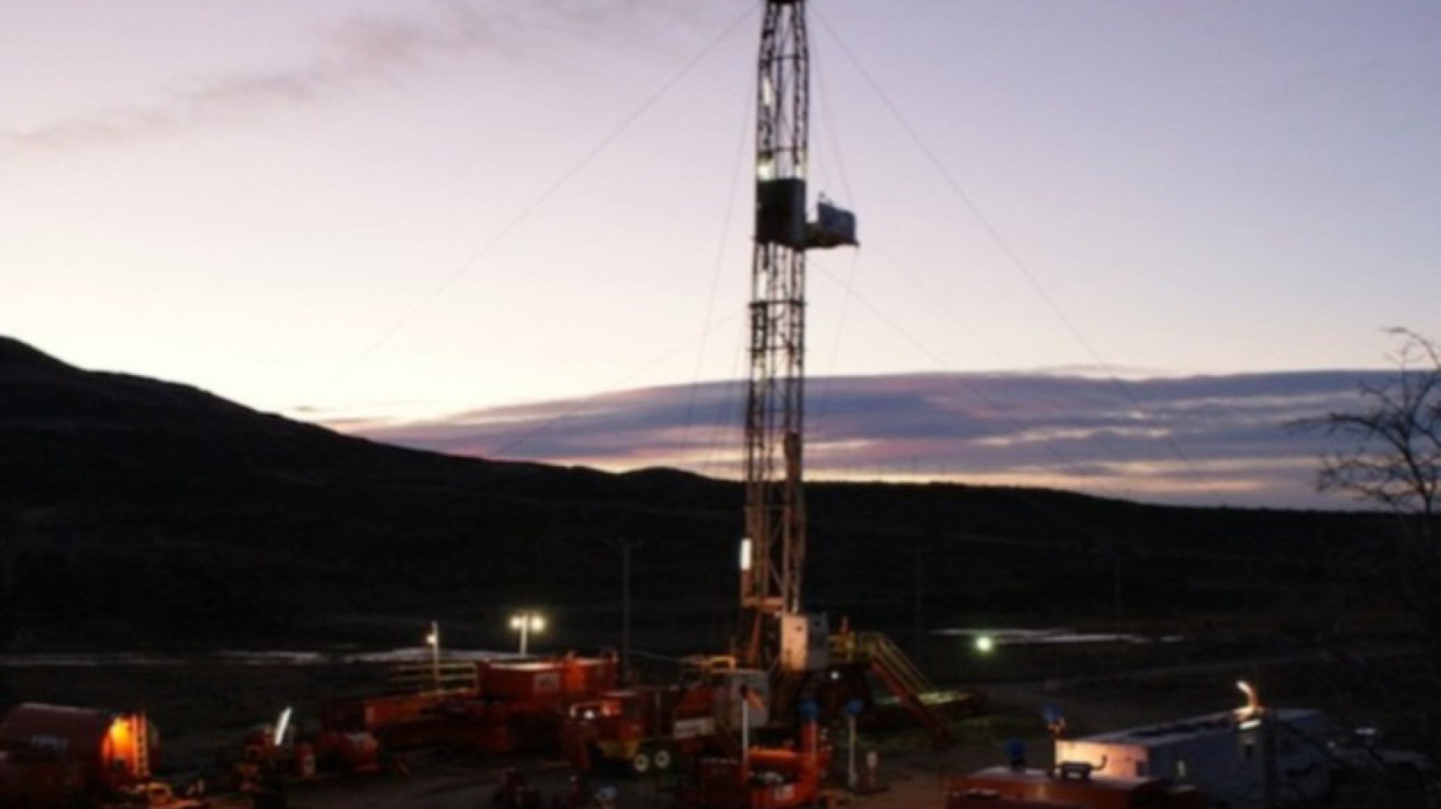 Paro total en Santa Cruz: acusan a Crown Point de no pagar a contratistas