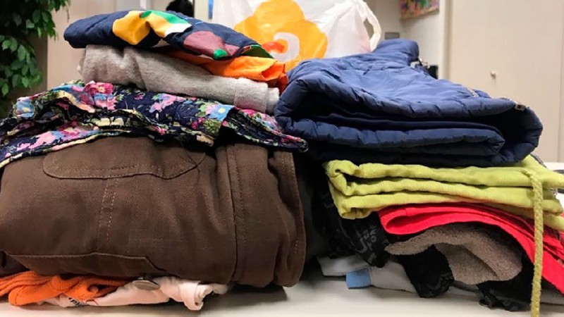 Campaña de abrigo 2025: El Barrio General Mosconi convoca a una colecta de ropa de invierno