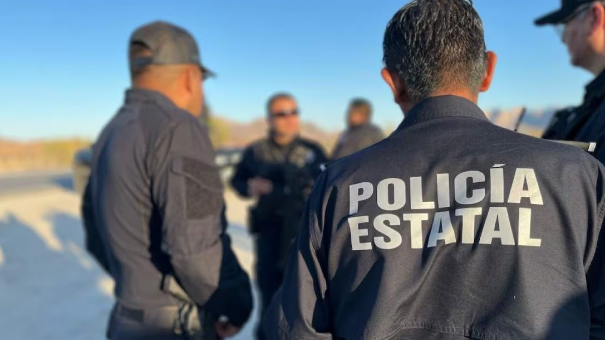 Horrendo hallazgo en Sinaloa: 20 cuerpos, cinco decapitados, encontrados en una carretera