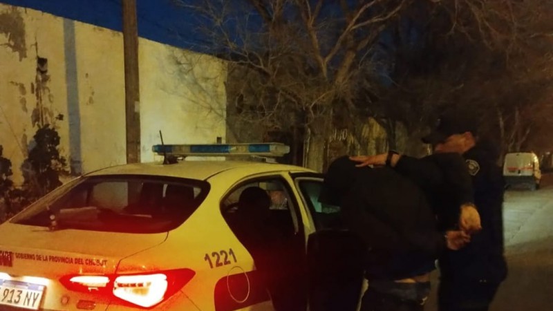 Robo en Km. 8: sorprendieron a un vecino cuando huía con una garrafa