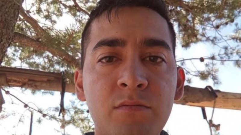 Se golpeó la cabeza jugando al fútbol y se encuentra en coma: su familia pide ayuda