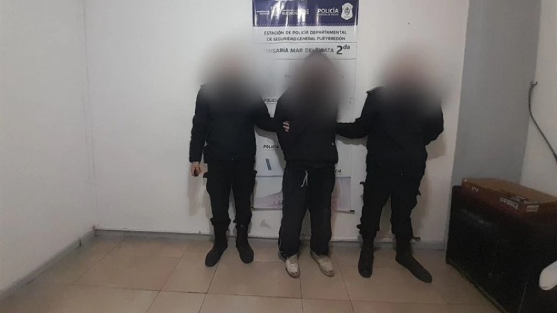 Violó la restricción, amenazó a su ex pareja y atacó a la policía