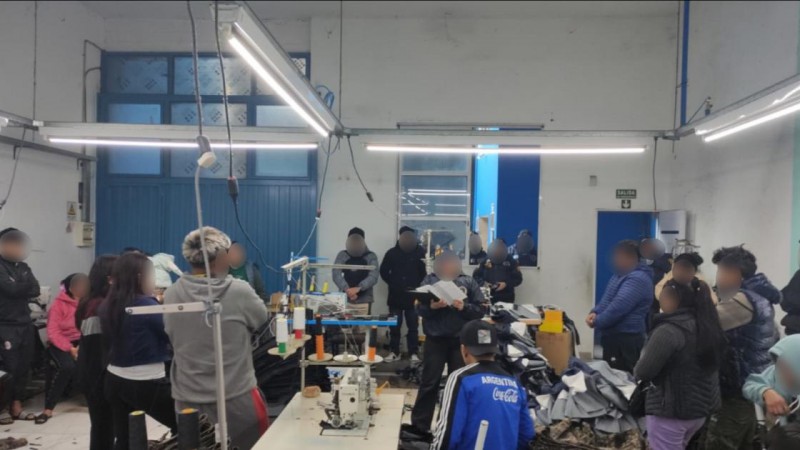 Desmantelaron un taller textil clandestino y rescataron a más de 70 personas