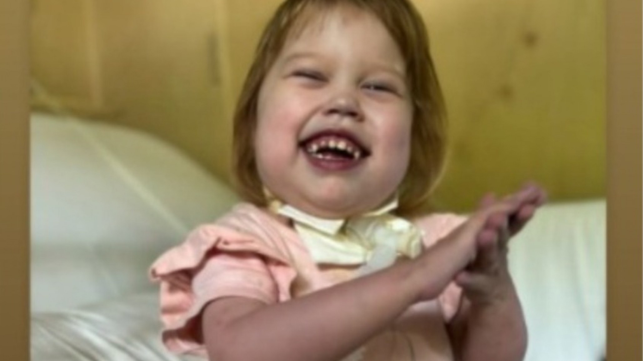 Un milagro para Eka: la nena comodorense es la gran urgencia nacional y hoy hubo un abrazo simbólico