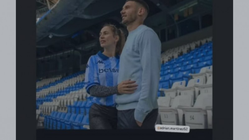Estuvo en la cárcel y hoy es la cláusula más alta de la historia del futbol argentino: la vida de película de "Maravilla" Martínez y el agradecimiento a su mujer