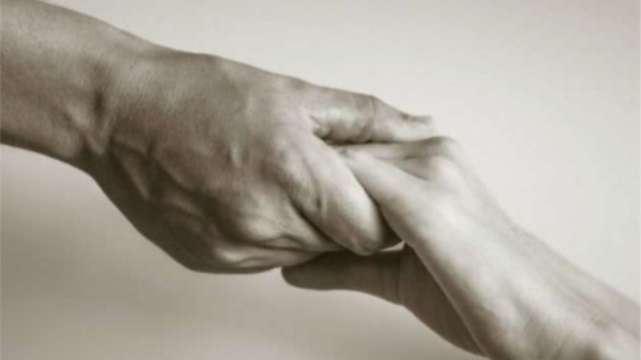 "Todas las personas podemos ayudar": claves para acompañar y prevenir el suicidio desde la empatía