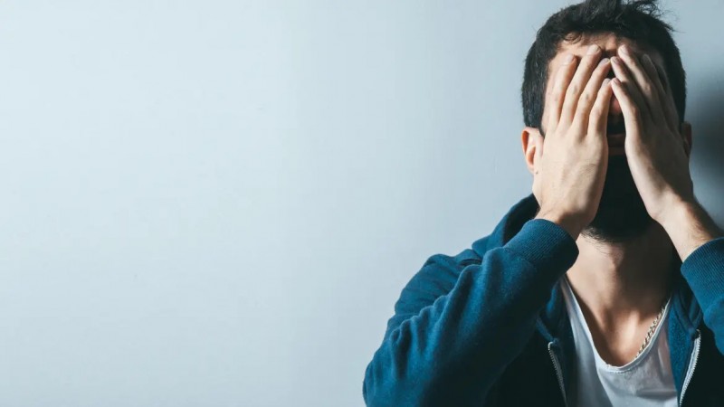 "No es deseo de morir, es necesidad de aliviar el sufrimiento": abogan por hablar del suicidio sin tabúes