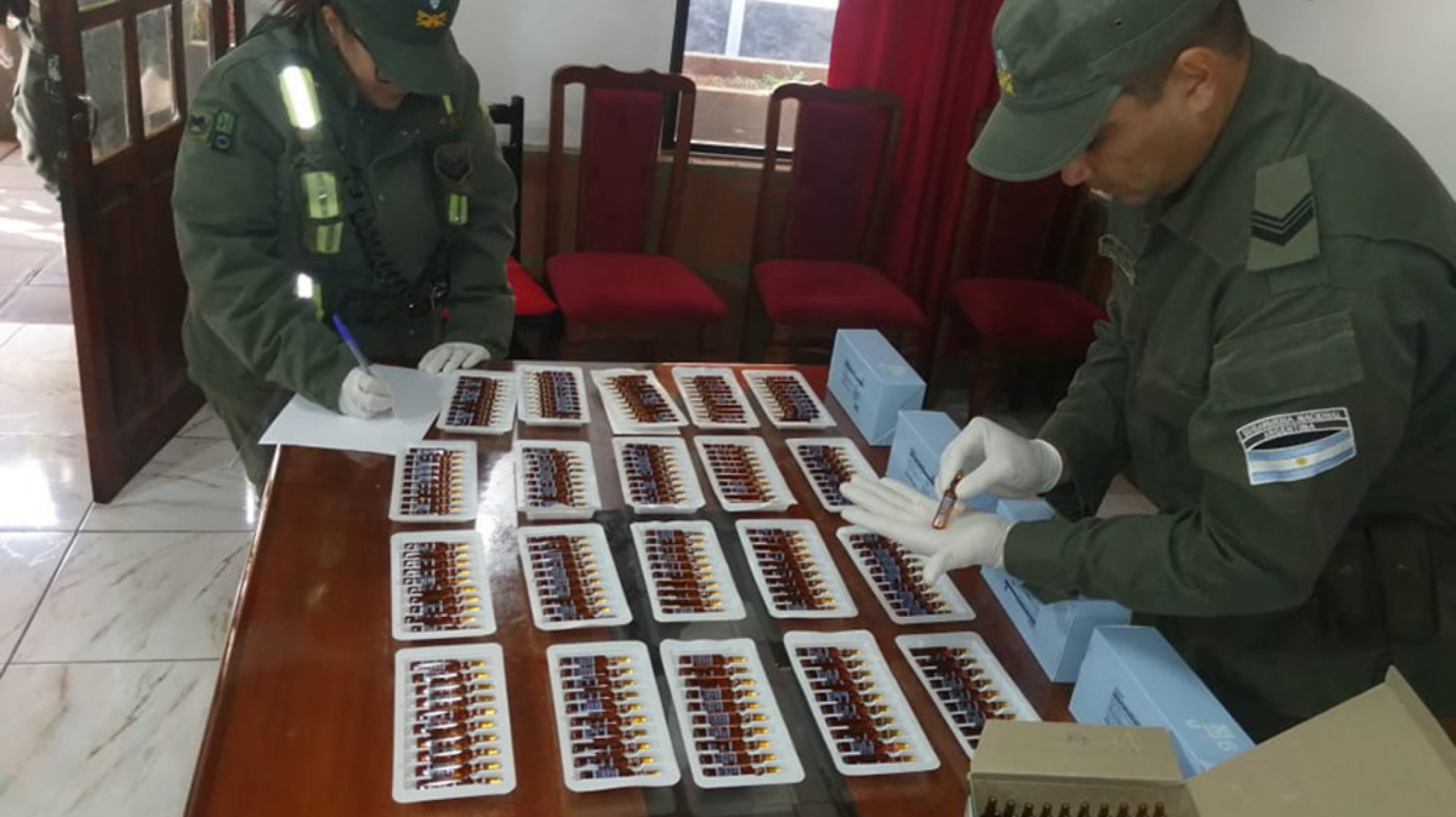 Encontraron ampollas de fentanilo contaminado en Chubut