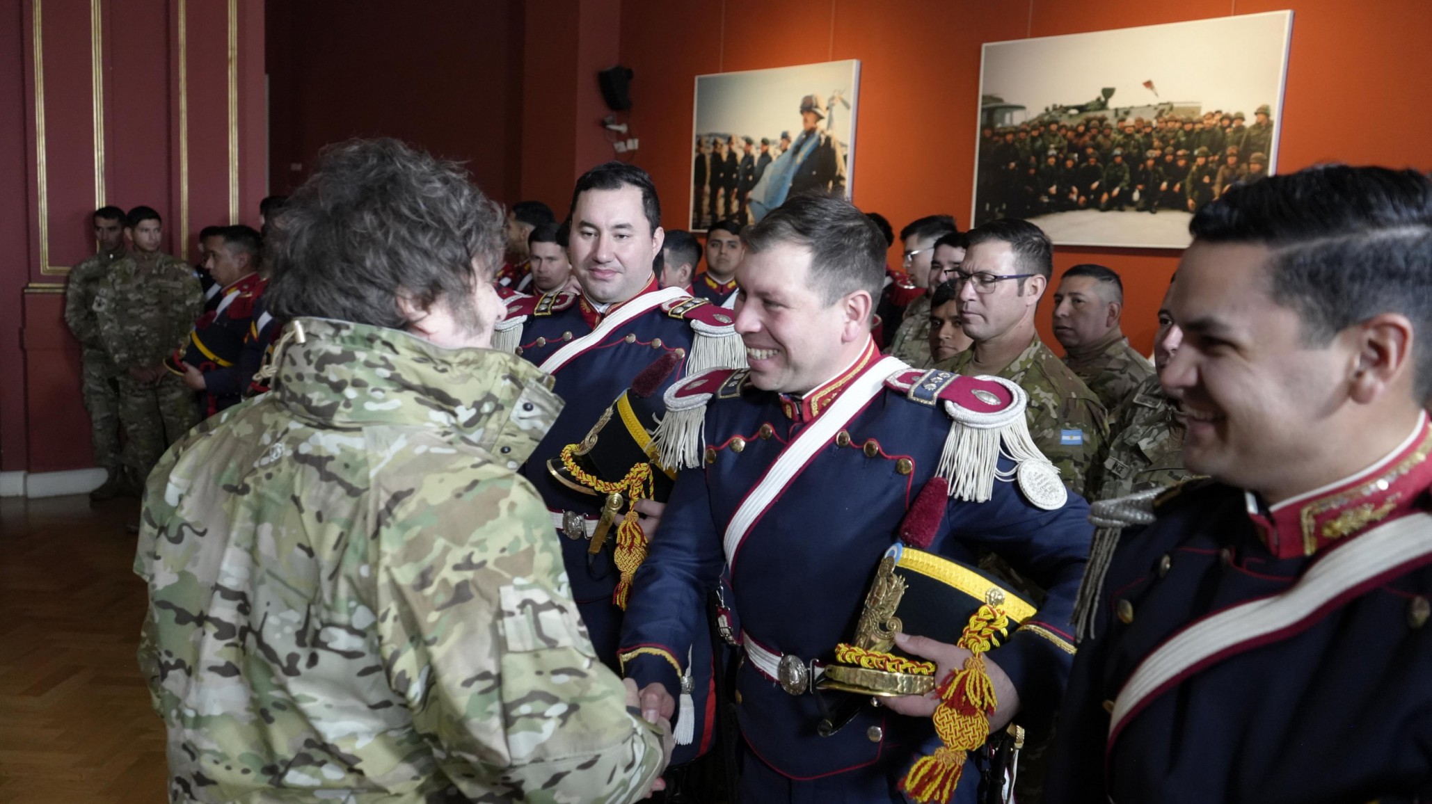 Milei recibió a los Granaderos en la Casa Rosada, a 175 años del Paso a la Inmortalidad del General José de San Martín