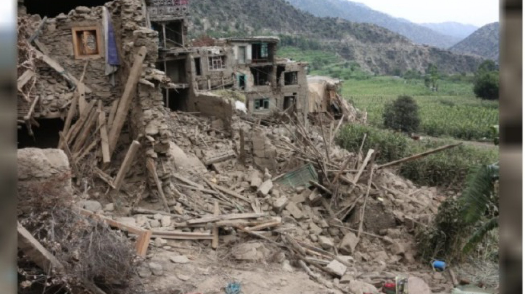 Más de 1.100 muertos por el terremoto en Afganistán