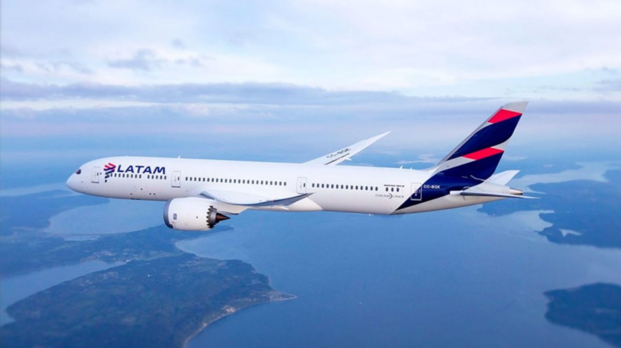 Argentina habilita nuevas rutas aéreas con Chile y Brasil