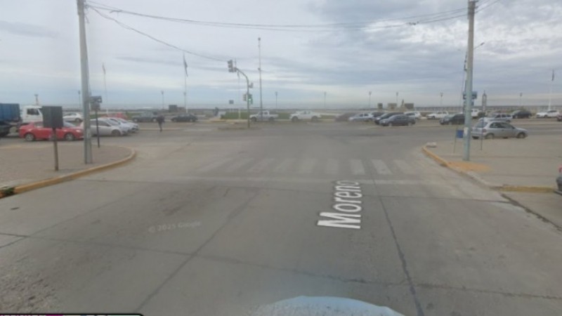 Un peatón fue atropellado en pleno centro y trasladado al hospital: tránsito reducido en la zona