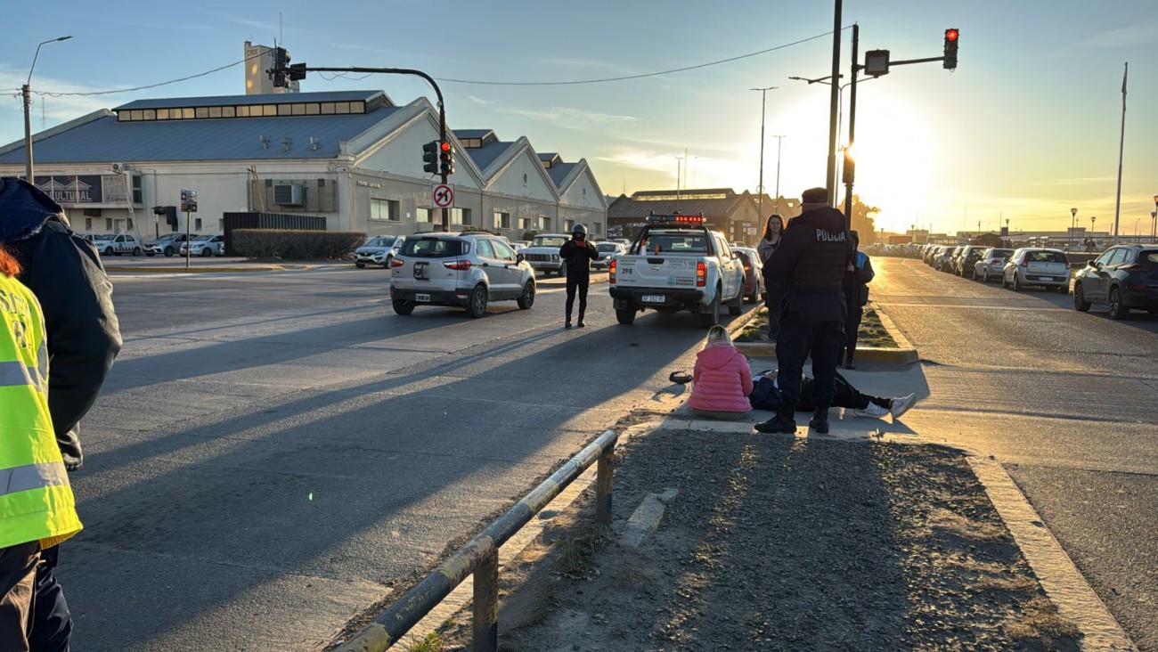 Atropellaron a dos peatones esta mañana: los trasladaron al hospital