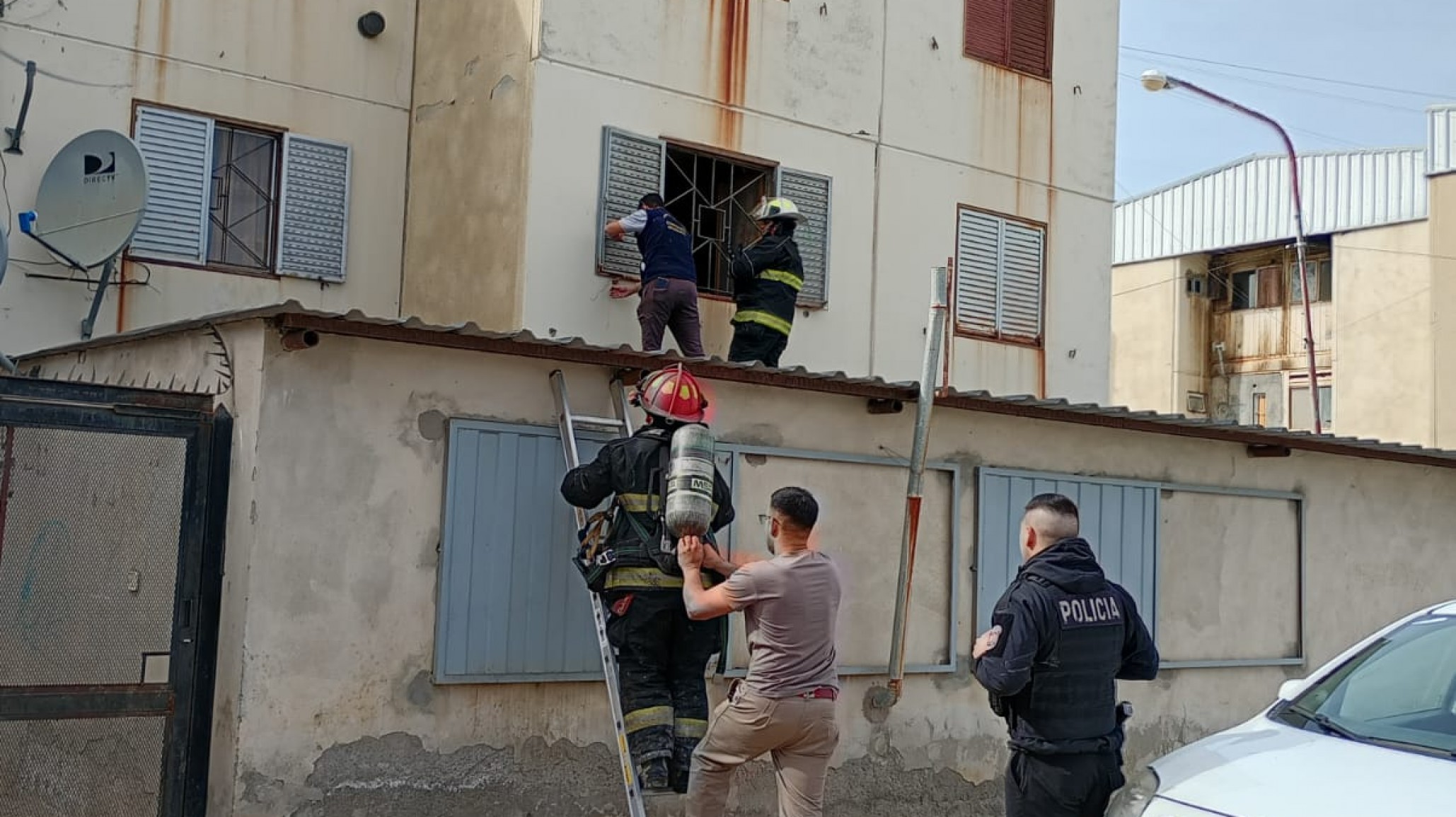 Una mujer mayor fue rescatada en estado de abandono: permanece en terapia intensiva y esperan por algún familiar
