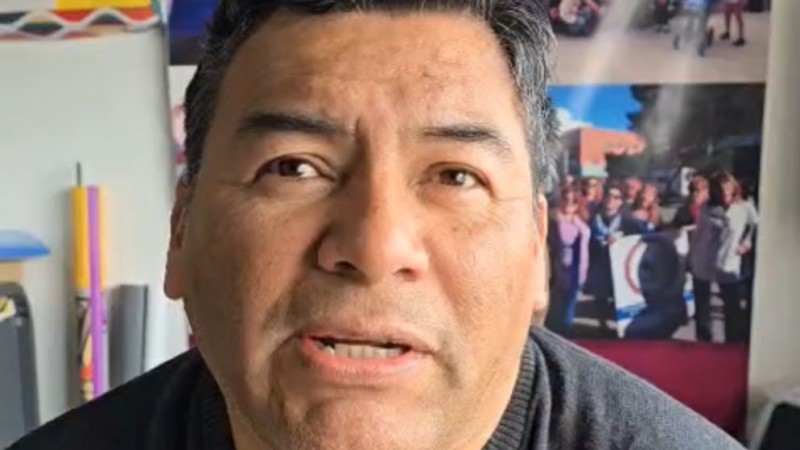 Docentes de escuela hospitalaria venden empanadas por falta de pago de salarios