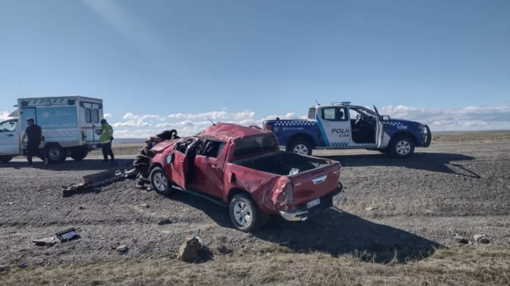 Fatal accidente en la Ruta 40: una mujer perdió la vida y dos personas fueron hospitalizadas