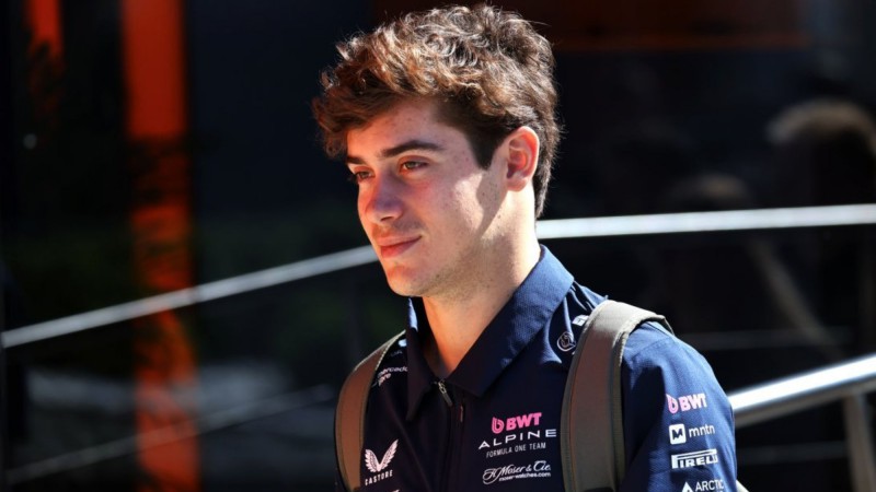 Franco Colapinto superó a su compañero y largará 18 en el GP de Singapur