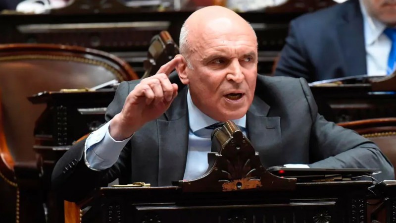 Espert pide licencia hasta el final de su mandato y mantiene su sueldo