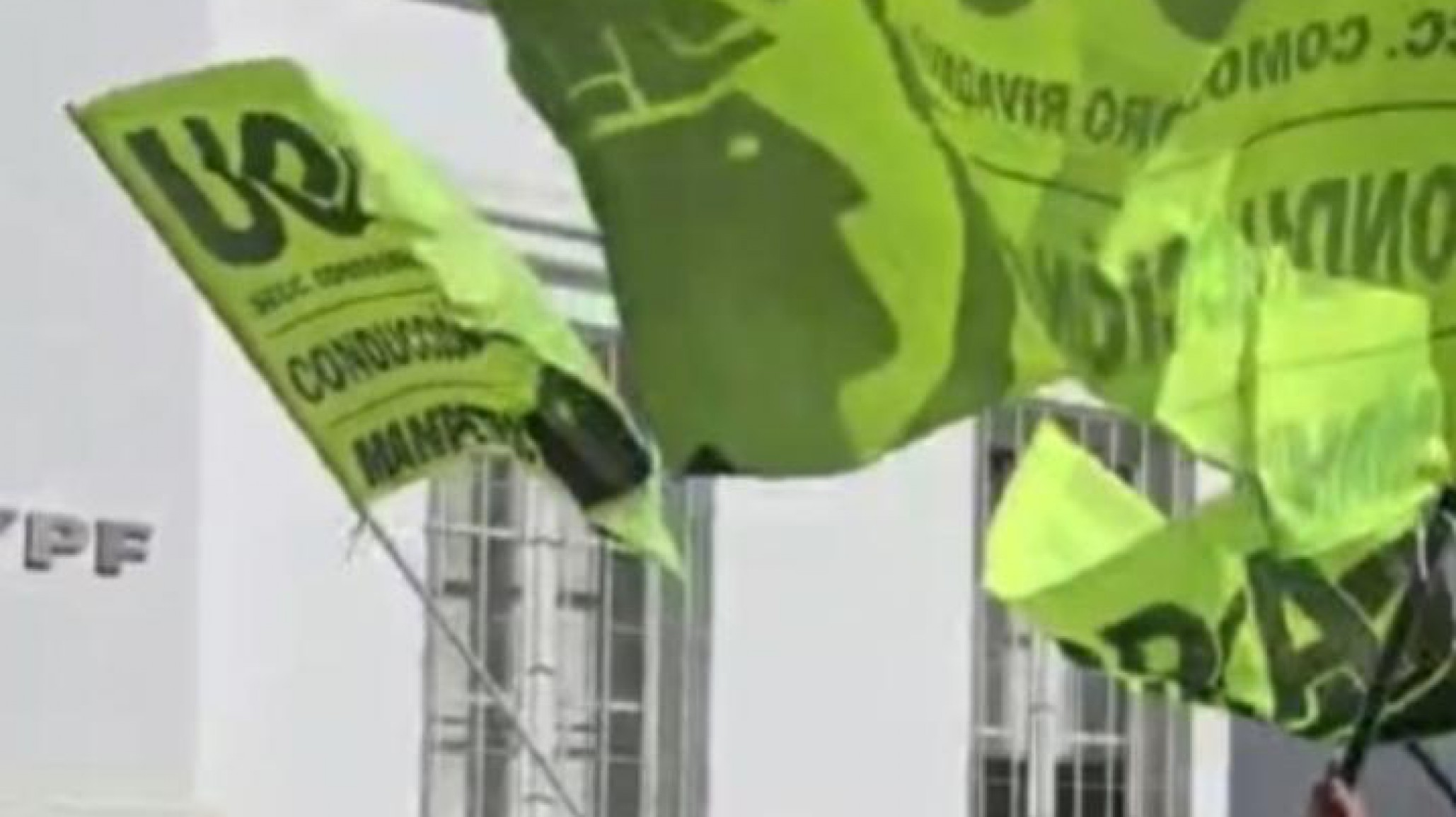 Sigue la sangría de YPF: Uocra reclama por falta de pago de indemnizaciones afuera de la Administración