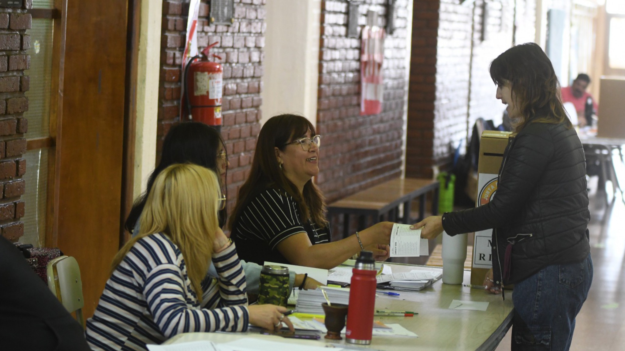 Educación informó que este lunes no habrá clases en el Turno Mañana en las escuelas donde se votó