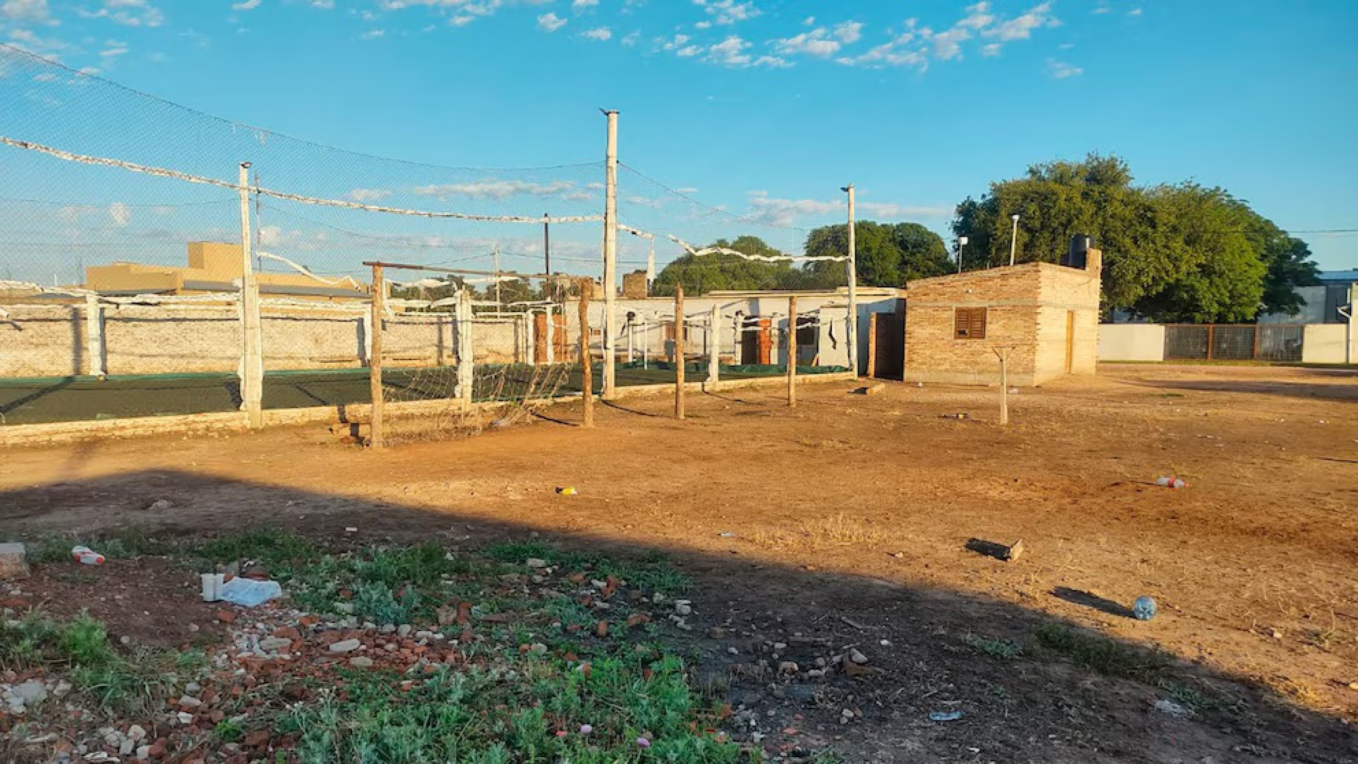 Un adolescente de 14 años apuñaló y mató a un hombre tras una pelea en un partido de fútbol