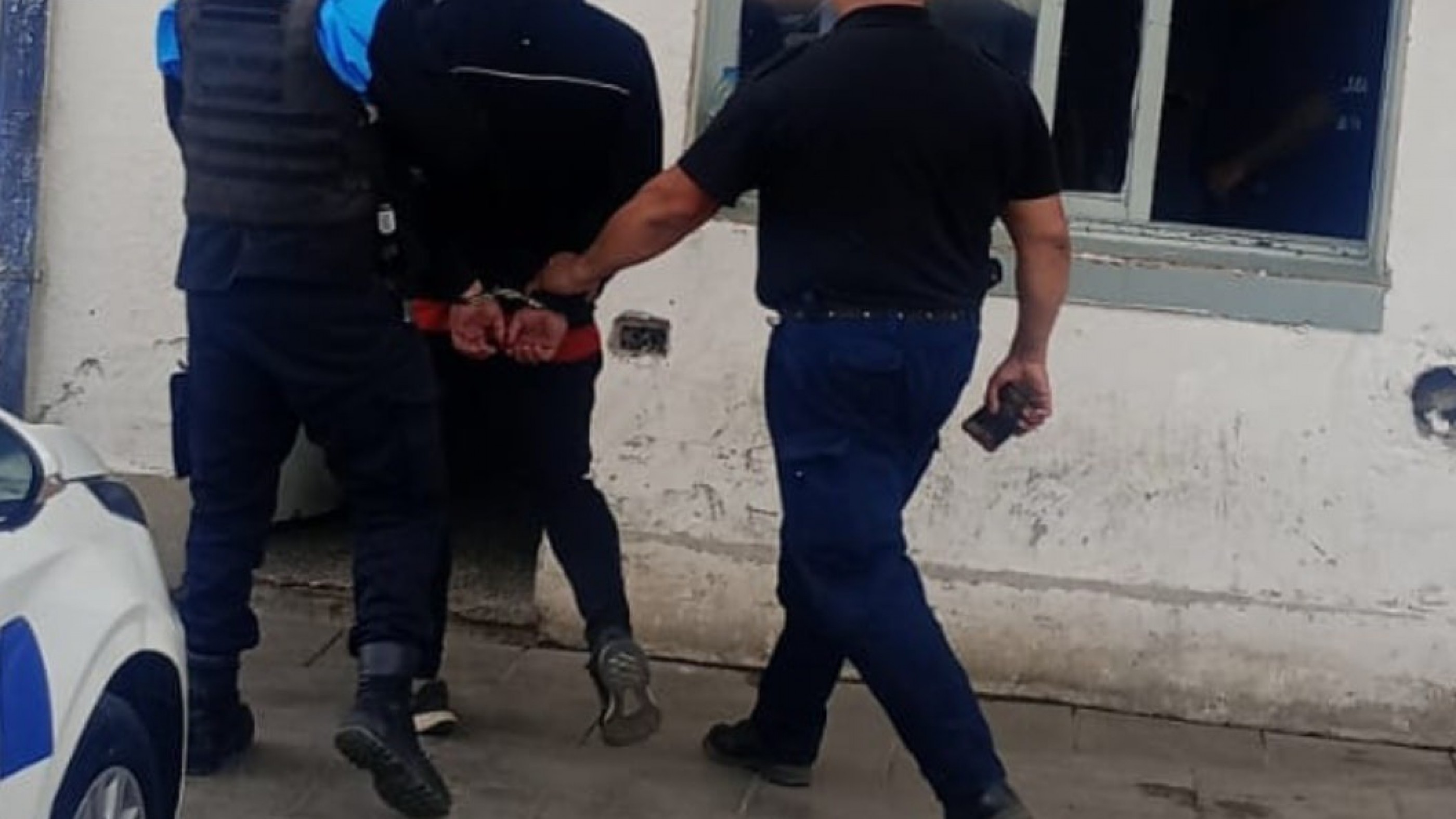 Tenía pedido de captura y lo detuvieron en un control en el barrio Ceferino