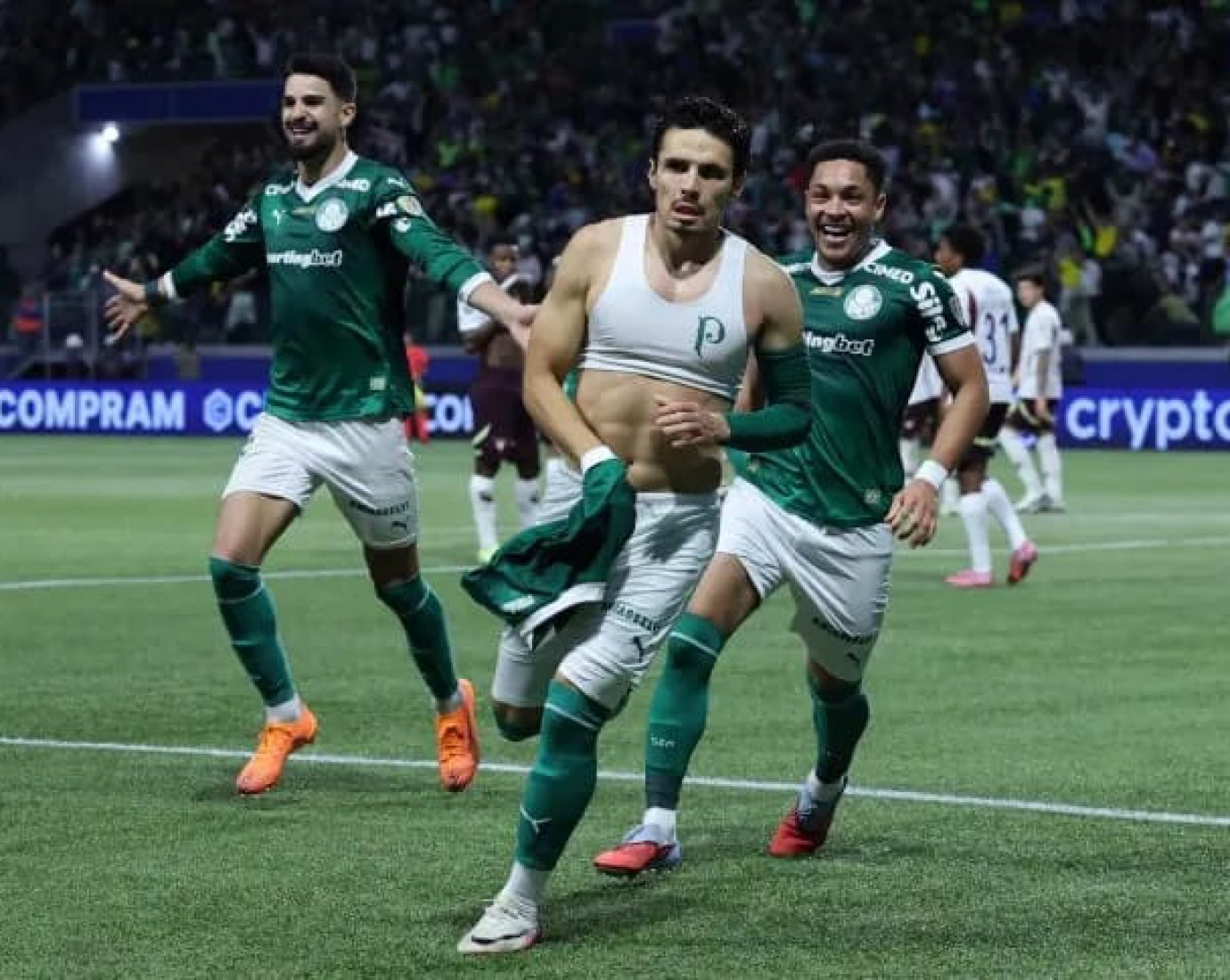 Palmeiras dio vuelta una serie increíble: 4-0 y jugará la final de la Libertadores contra Flamengo