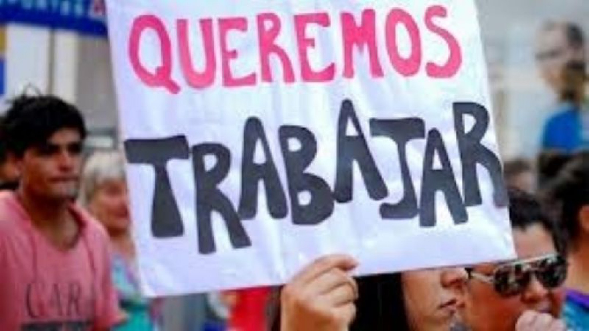 El Gobierno debió reconocer que en 1 año se perdieron 217 mil puestos de trabajo en blanco